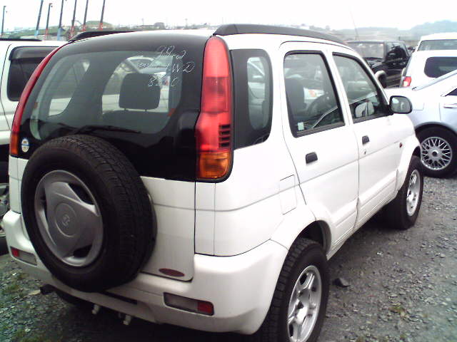 1999 Toyota Cami Pictures