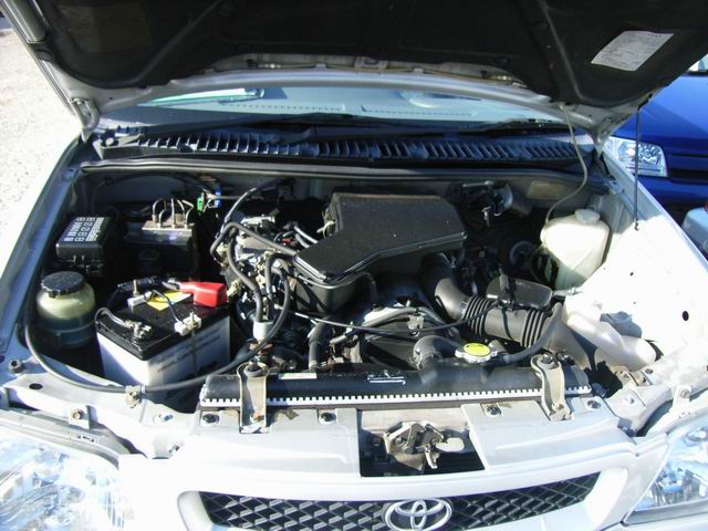 1999 Toyota Cami Pics