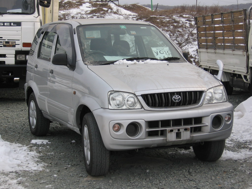 2000 Toyota Cami