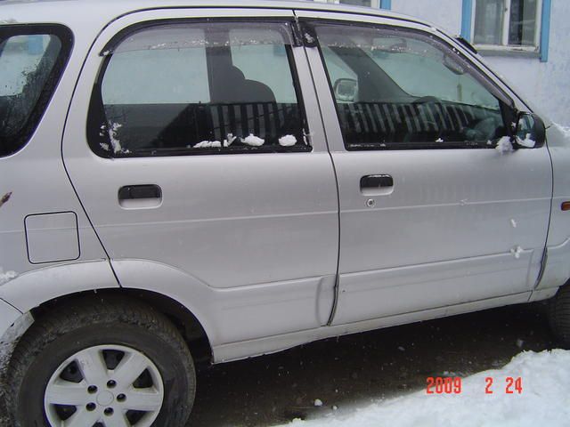 2000 Toyota Cami