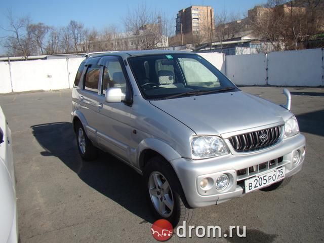 2000 Toyota Cami
