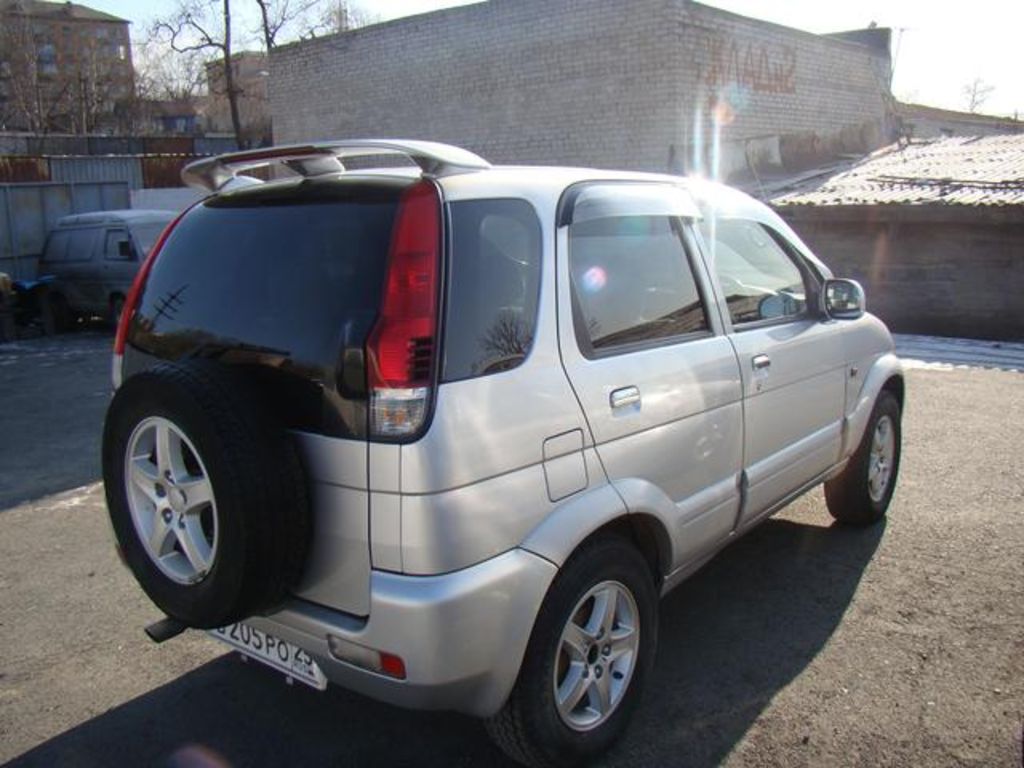 2000 Toyota Cami