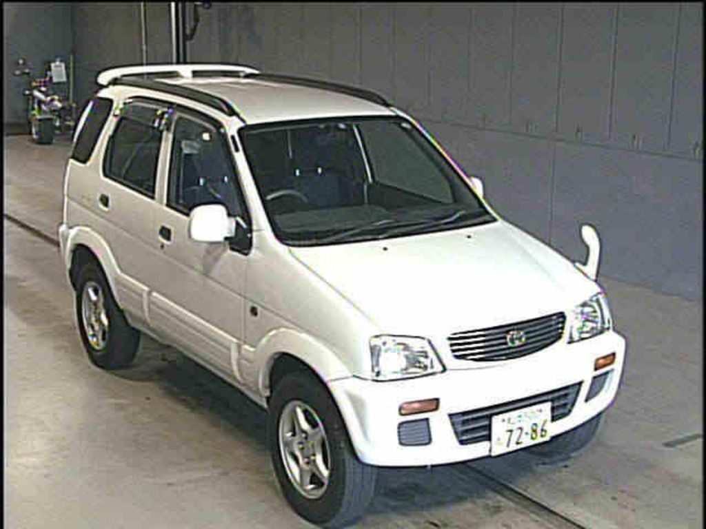 2000 Toyota Cami