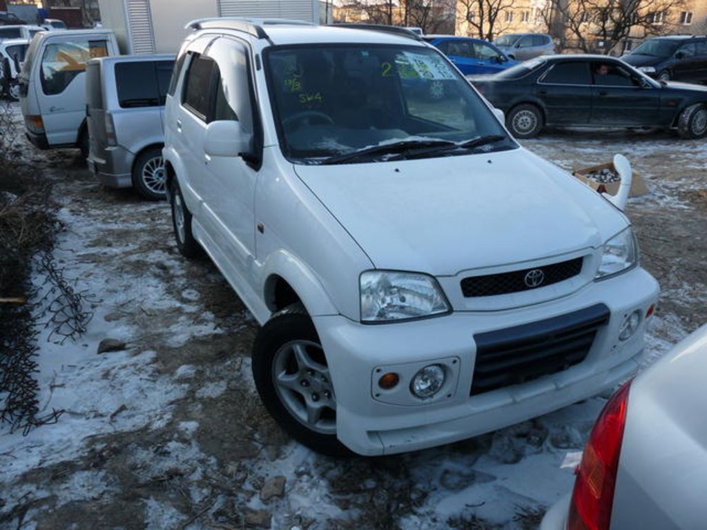 2000 Toyota Cami