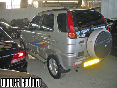 2000 Toyota Cami Images