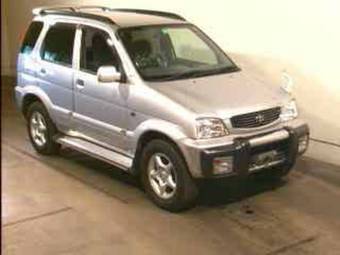 2000 Toyota Cami Pics