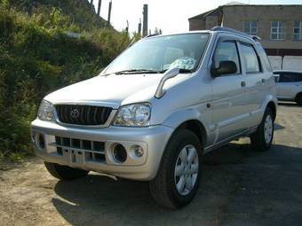 2000 Toyota Cami Pics