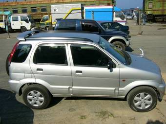 2000 Toyota Cami Pictures