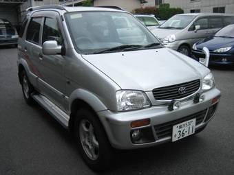 2000 Toyota Cami Pictures