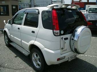 2000 Toyota Cami Pictures