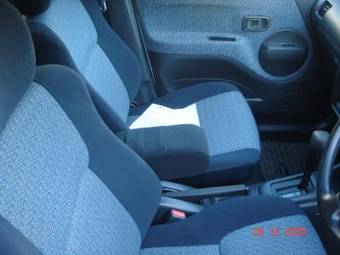 2000 Toyota Cami Photos