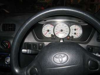 2000 Toyota Cami Images