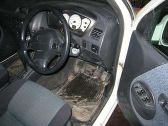 2000 Toyota Cami Pics