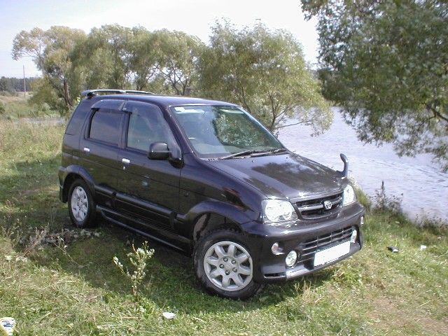 2001 Toyota Cami