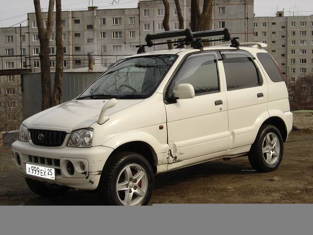 2001 Toyota Cami