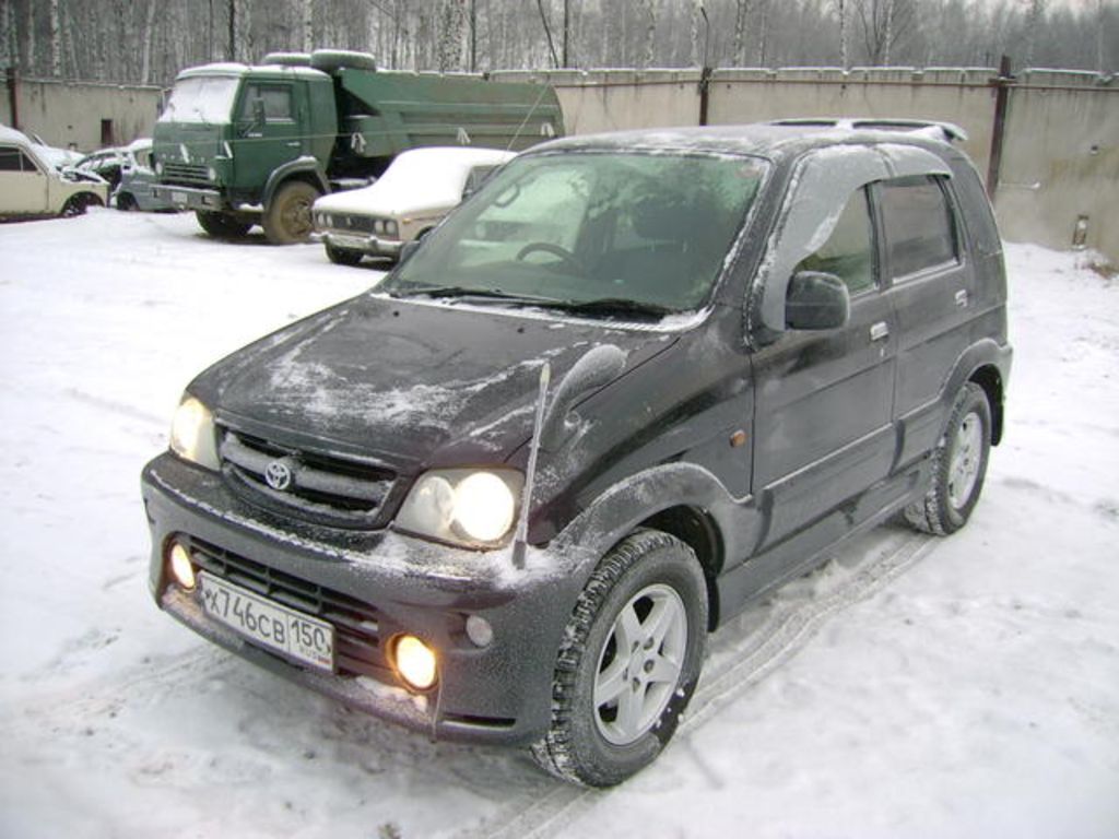 2001 Toyota Cami