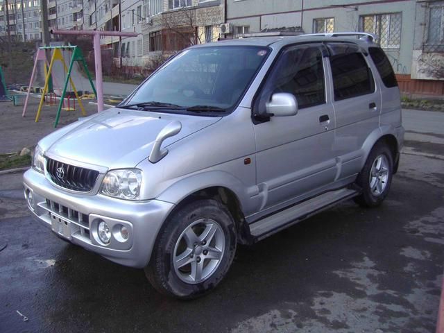 2001 Toyota Cami