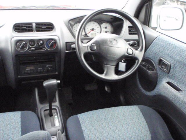 2001 Toyota Cami