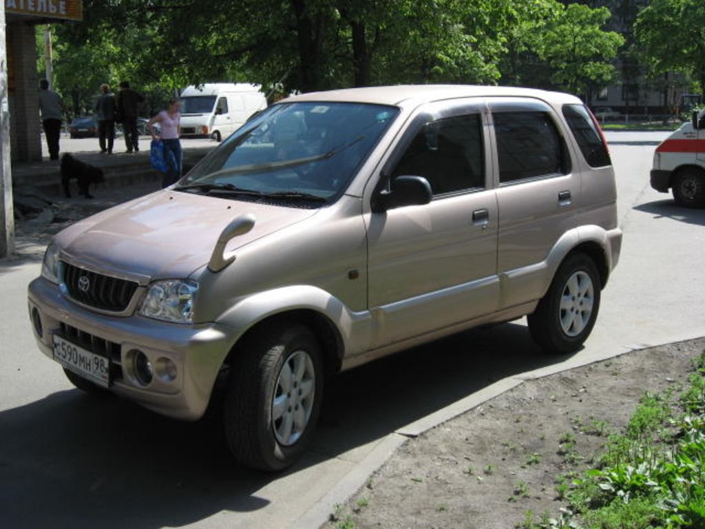 2001 Toyota Cami