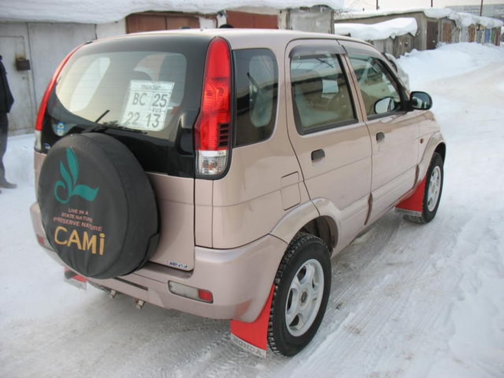 2002 Toyota Cami