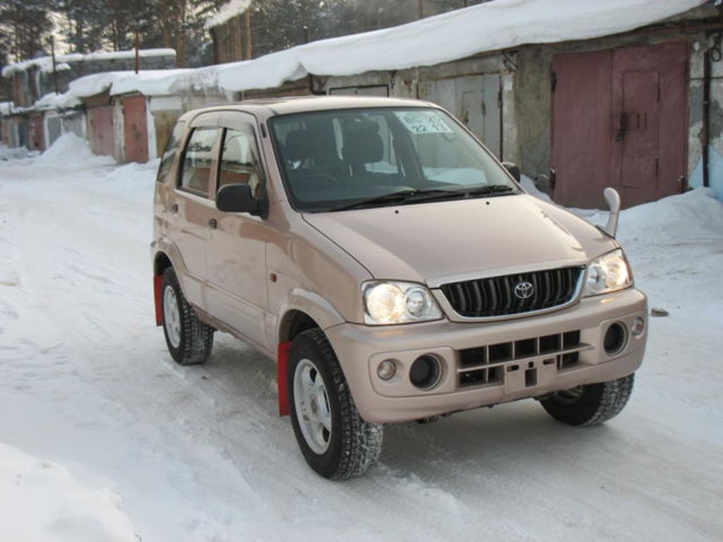 2002 Toyota Cami