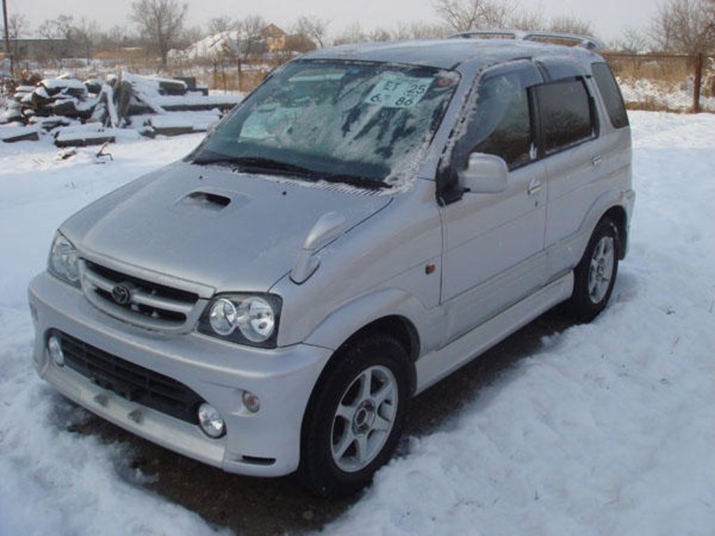 2002 Toyota Cami