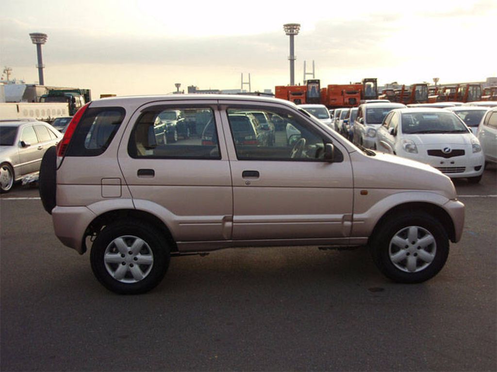 2002 Toyota Cami