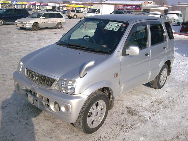 2002 Toyota Cami