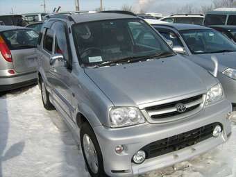 2002 Toyota Cami Pictures