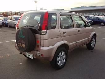 2002 Toyota Cami Photos