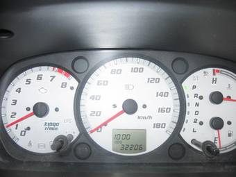 2002 Toyota Cami Photos