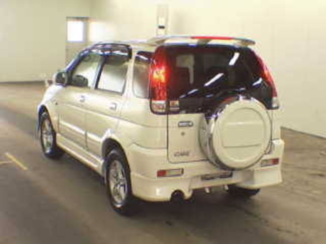 2004 Toyota Cami
