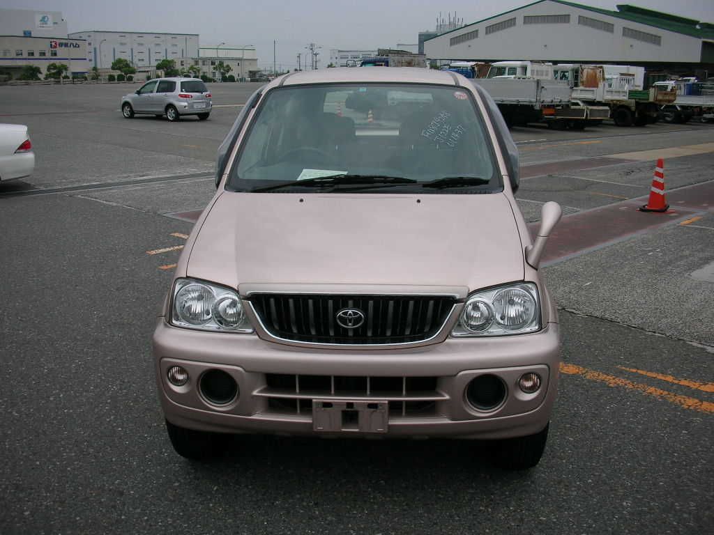 2004 Toyota Cami