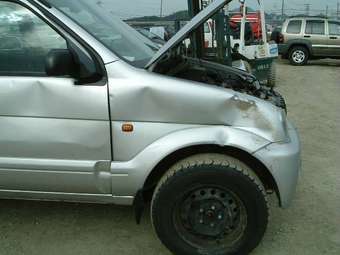 2004 Toyota Cami Pics