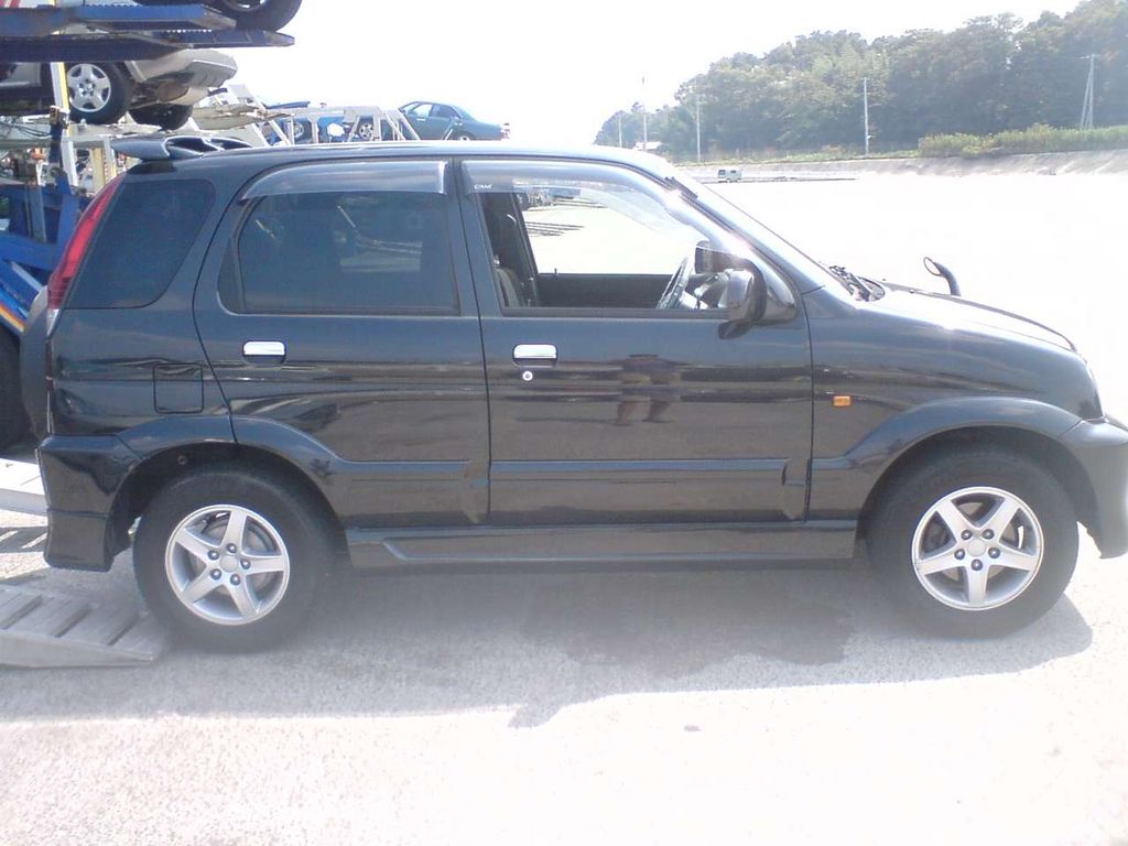 2005 Toyota Cami