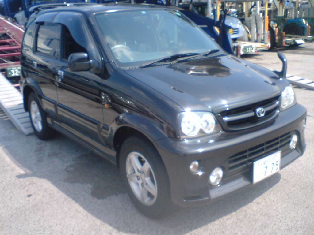 2005 Toyota Cami