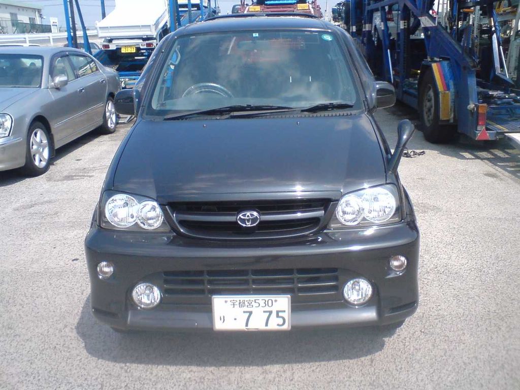 2005 Toyota Cami