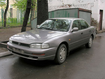 1992 Toyota Camry Images