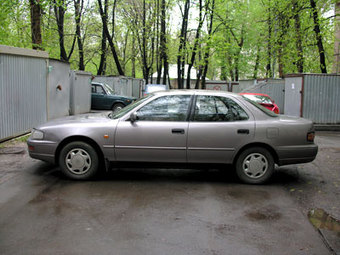 1992 Toyota Camry Pictures