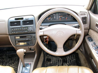 1995 Toyota Camry Images