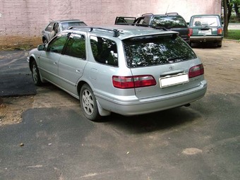 1997 Toyota Camry Pictures
