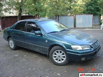 1997 Toyota Camry Pictures