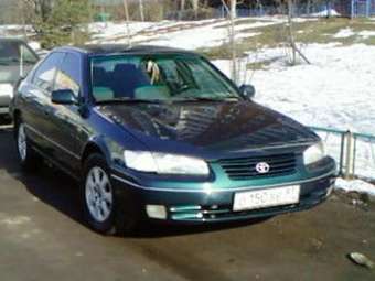 1998 Toyota Camry Pictures