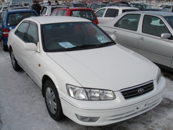 1999 Toyota Camry