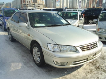 1999 Toyota Camry