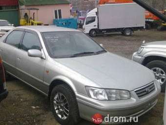 1999 Toyota Camry