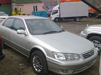 1999 Toyota Camry