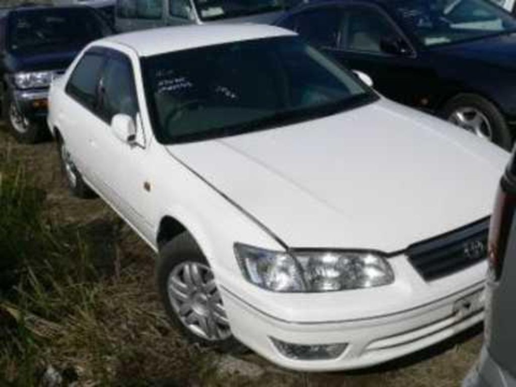 1999 Toyota Camry