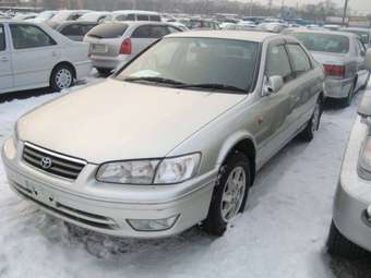 1999 Toyota Camry