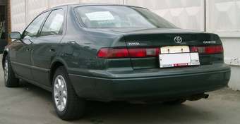 1999 Toyota Camry Pics